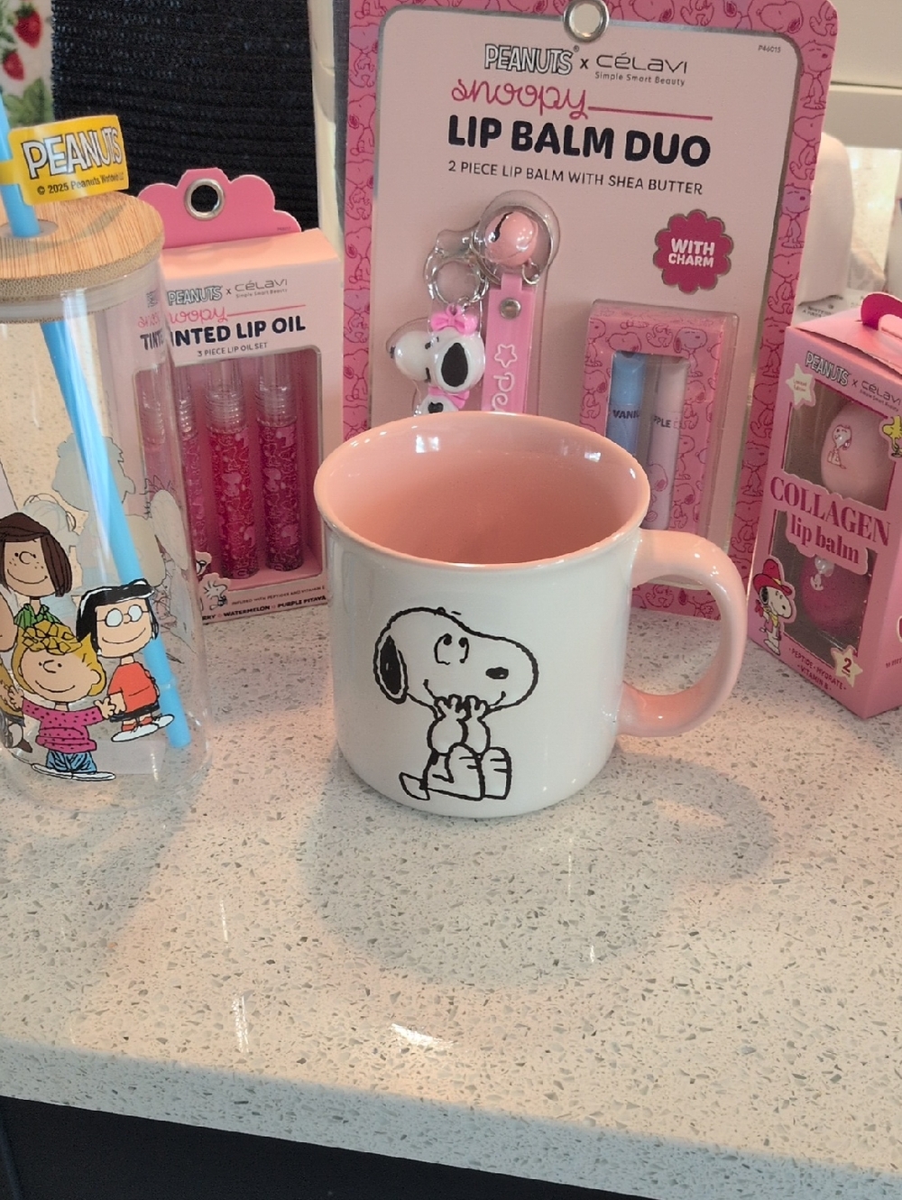 PEANUT Snoopy Coffee Mug Bundle !!! Fabulous Stuff ..